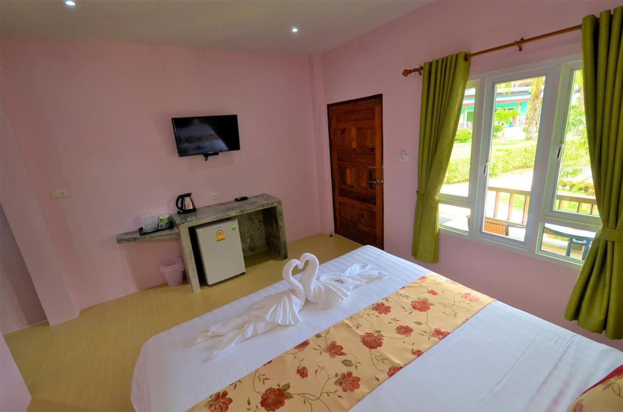 Tum Mai Kaew Lanta Resort